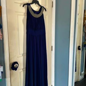 Long Blue dress, used once.